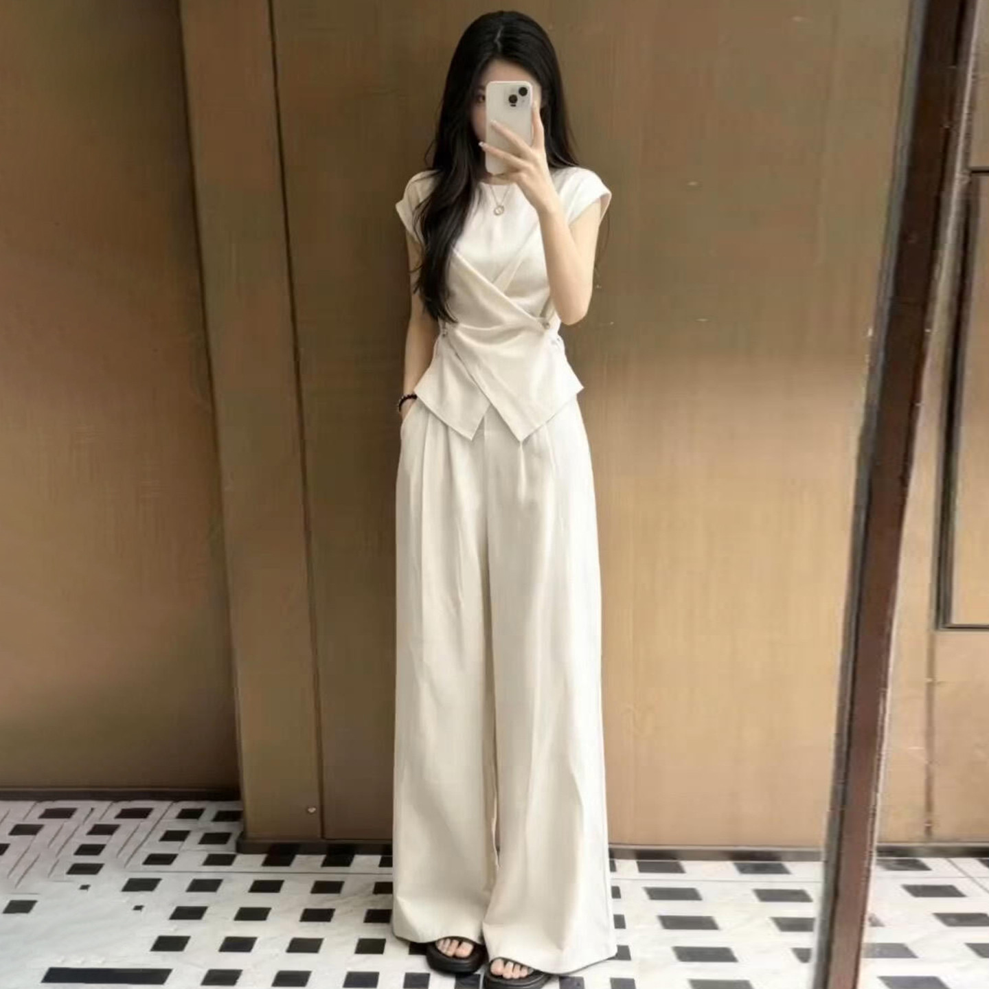 夏季巨好看ootd穿搭一整套2026新款收腰短袖t恤女阔腿裤两件0528z