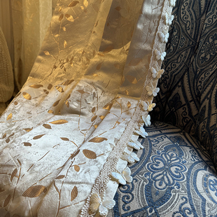 2026年新款时尚轻奢金丝叶子高精密提花窗帘美式中式香槟蝴蝶花边