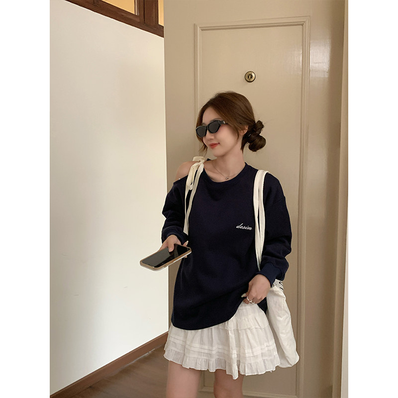 茶粒籽~字母刺绣露肩蝴蝶结卫衣高腰蛋糕裙半身裙两件套