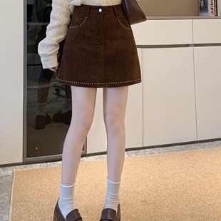 茶粒籽 重工刺绣半身裙秋冬A字裙高腰裙子短裙子 灯芯绒短裙