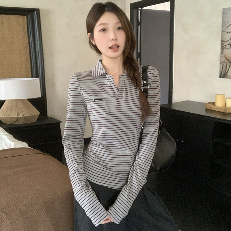 茶粒籽~秋季胖mm韩系撞色V领条纹T恤气质内搭洋气翻领上衣