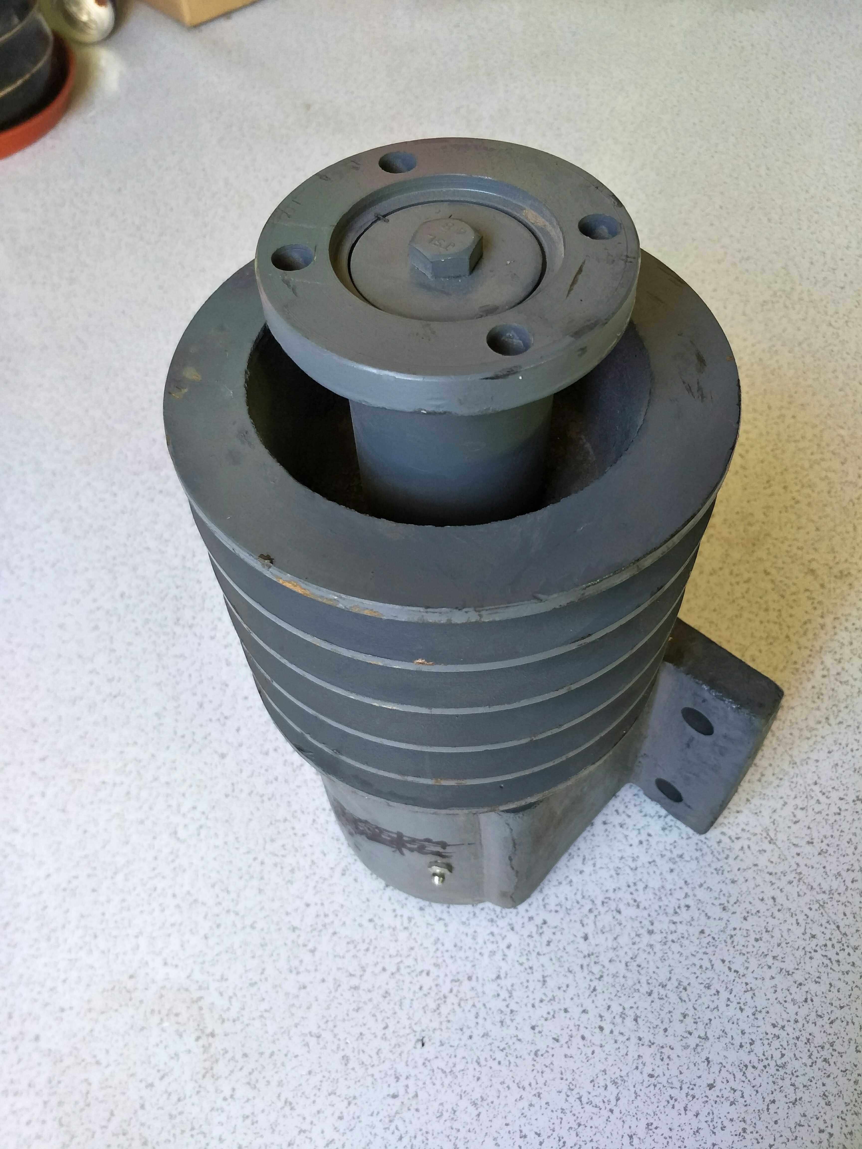 传动.散装槽水泥罐车配件轮  散装罐车过t桥  过桥 空压机