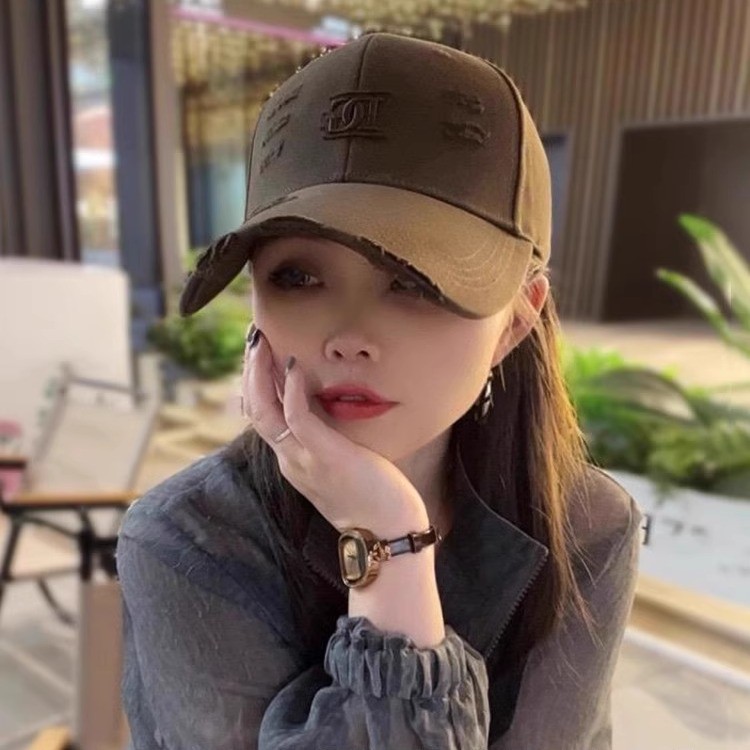 2025新款女帽子显脸小硬顶棒球帽