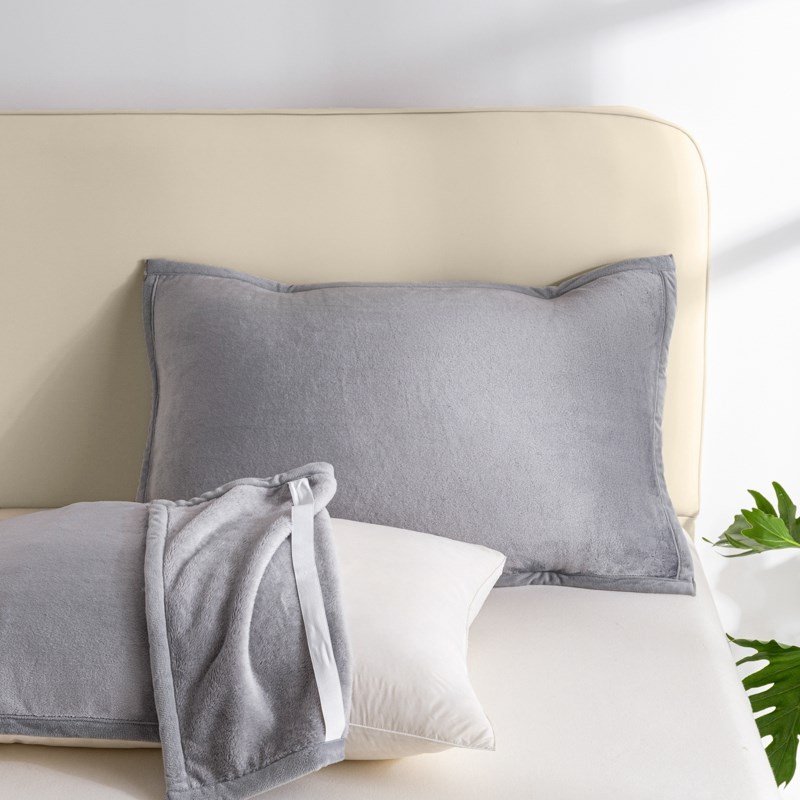 加厚牛奶绒枕巾一对装家用单人冬季珊瑚绒枕头套50x80cm保暖枕盖