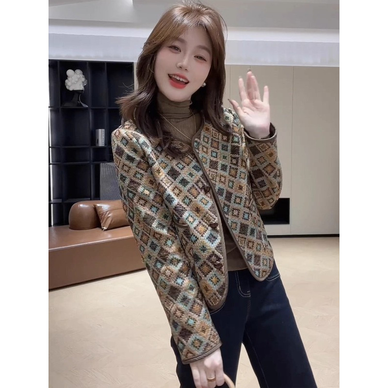 小香风菱格短外套女复古2025秋季独特漂亮显瘦百搭设计感小众上衣,女装/女士精品,短外套,淘宝优惠券,粉丝福利购,淘宝优惠卷