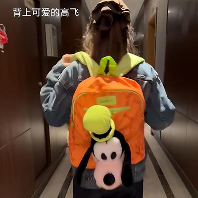 高飞书包细节上身好像更受欢迎