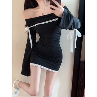 春装法式气质蕾丝拼接一字肩黑色长袖连衣裙女性感喇叭袖包臀短裙