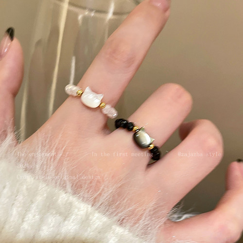 可爱白贝猫咪弹力串珠戒指女ins小众设计感食指戒高颜值叠戴指环