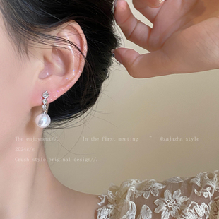 复古高级感耳环小众时尚 S925银针珍珠闪钻耳钉女生法式 气质耳饰