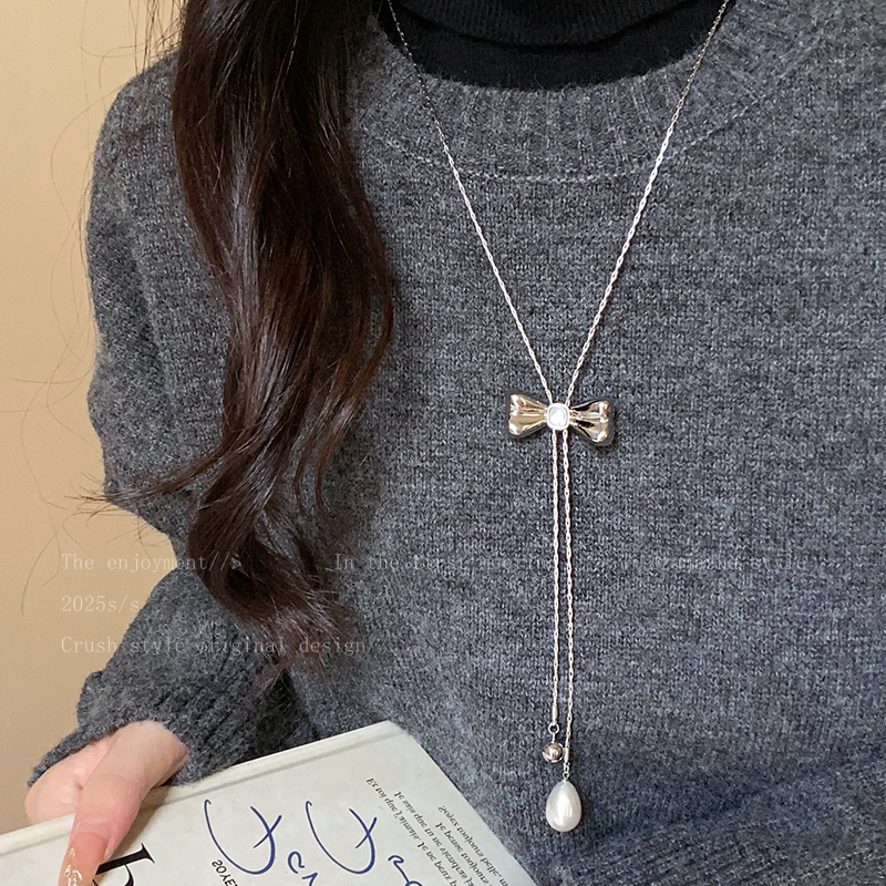 极简贝母蝴蝶结抽拉项链