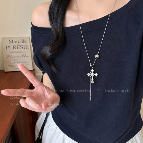 星芒银坠~银色中古十字架项链女款夏日高级感锁骨链精致百搭配饰