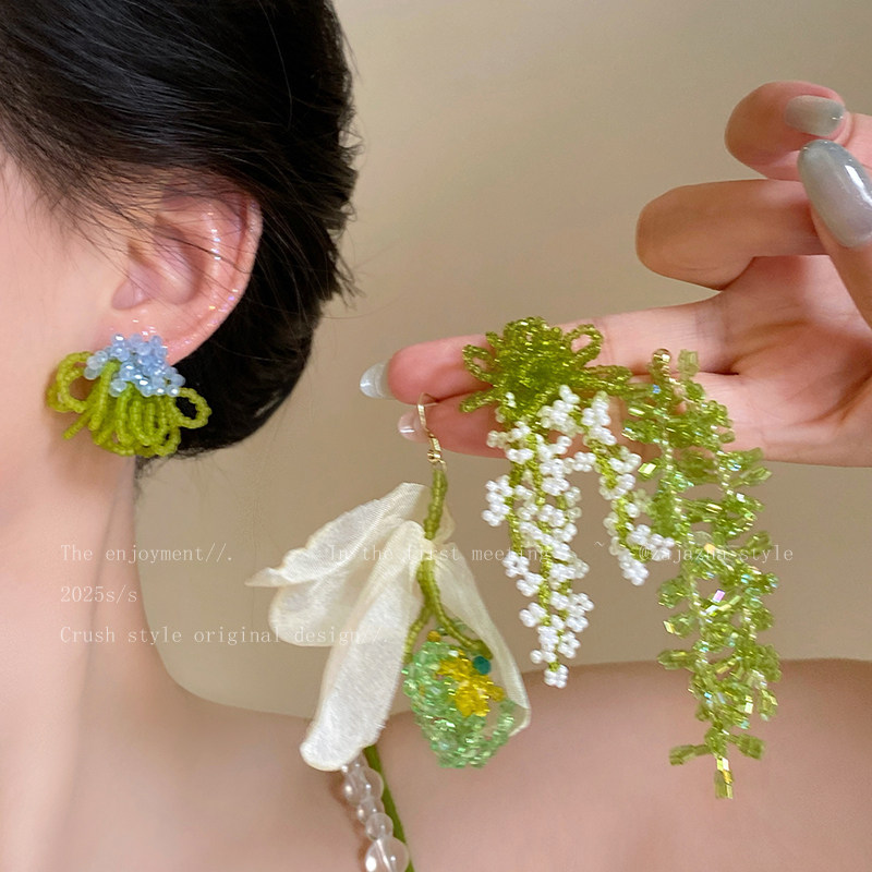 绿色串珠花朵流苏耳环女款高级感独特漂亮耳钉海边度假风夸张耳饰