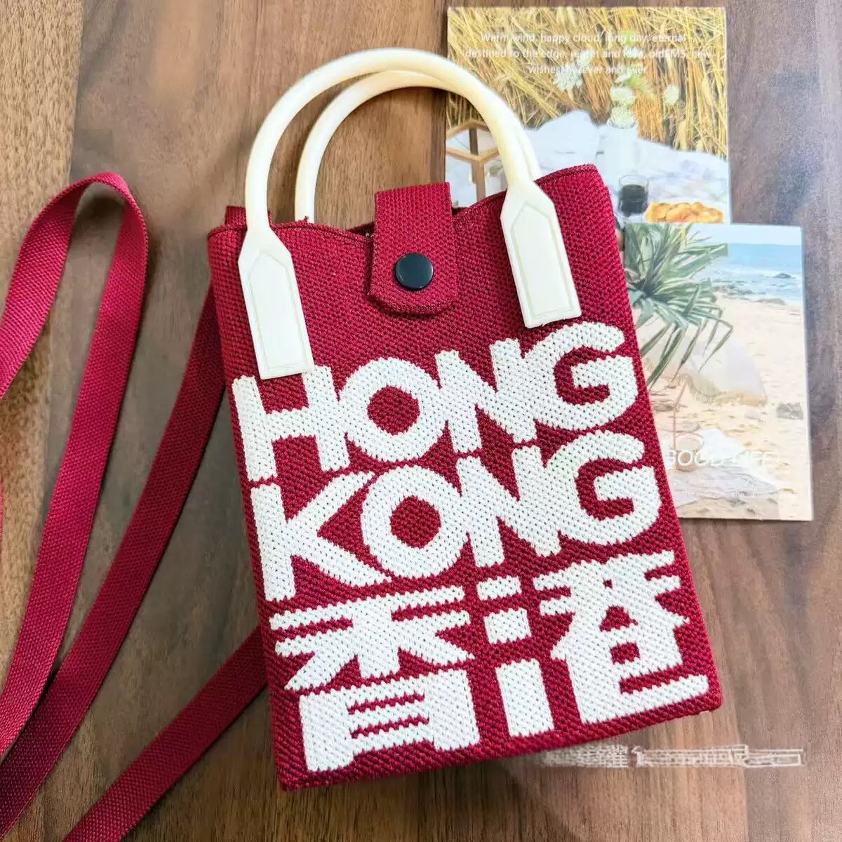 2026新款香港斜挎小包文创托特包跨境手机包伴手礼袋针织零钱包