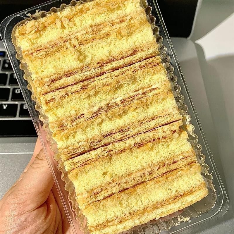 拿破仑蛋糕千层蛋糕奶油蛋糕千层酥奶油面包老式手工酥皮糕点早餐