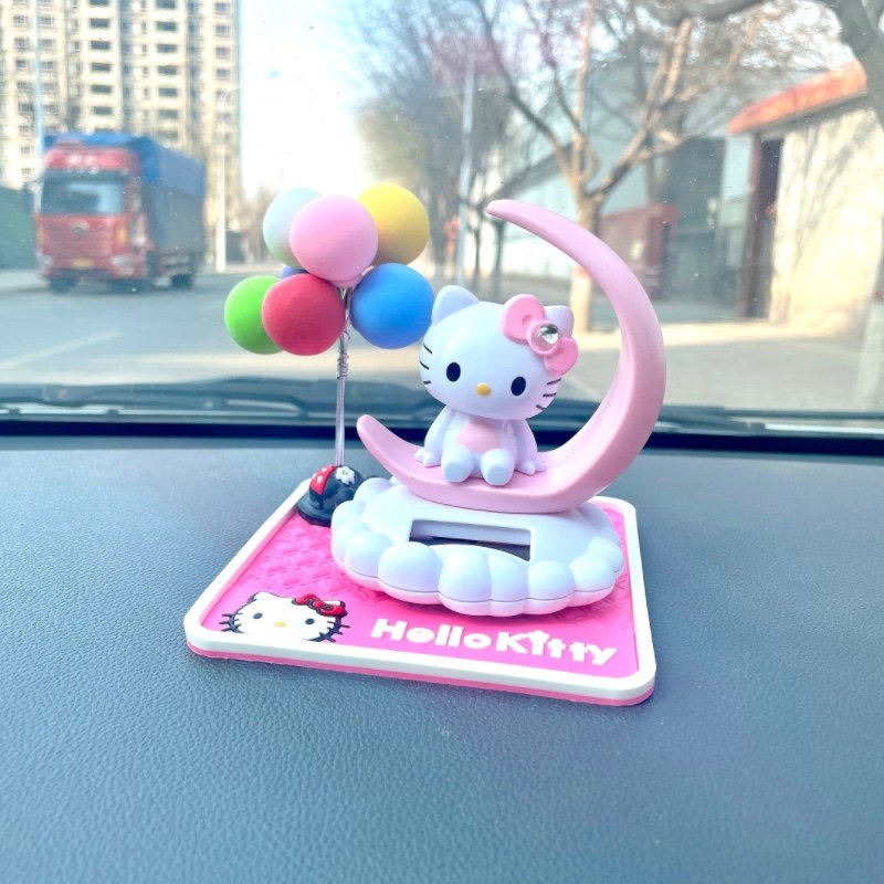 hellokitty汽车摆件创意可爱车载装饰太阳能摇头摇摆凯蒂猫玩偶女