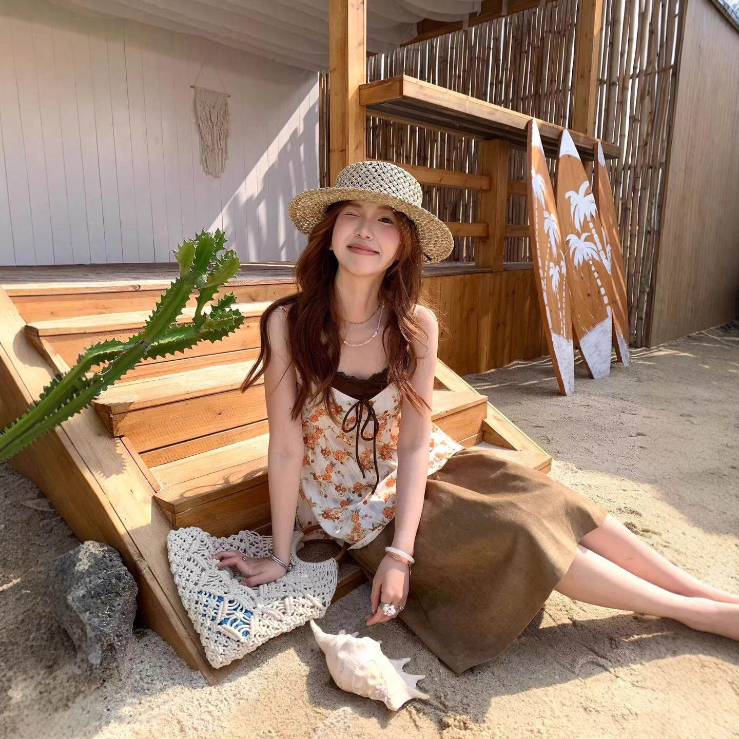 泰式独特海边小吊带背心上衣女外穿年多巴胺明媚穿搭黄色上衣常规