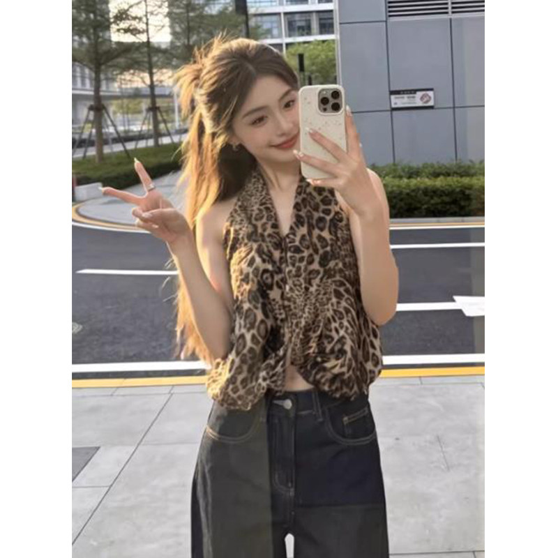 2026夏季美式豹纹V领挂脖背心女外穿高级感性感修身显瘦无袖上衣