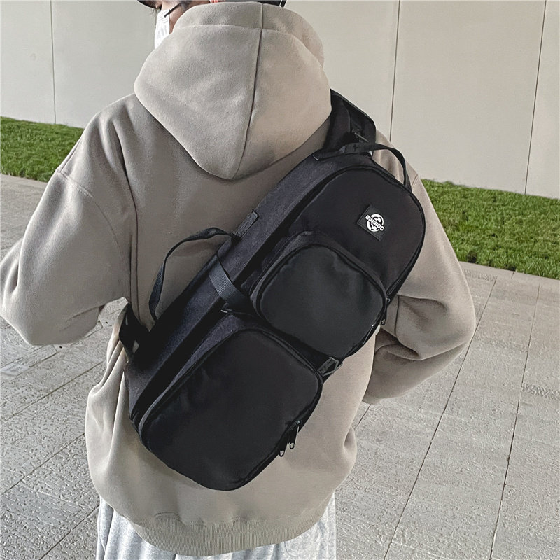 新款时尚个性潮流男女同款胸包旅游休闲运动多功能斜挎包轻便手机