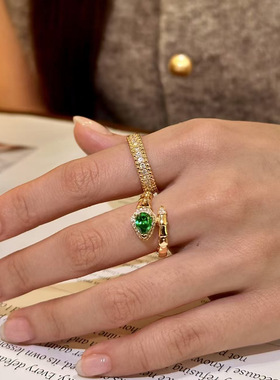 新年绿眼睛蛇骨形开口指环食指戒