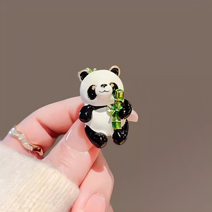 中国风小熊猫胸针可爱男女小众别针高档胸花节节高升创意礼物配饰