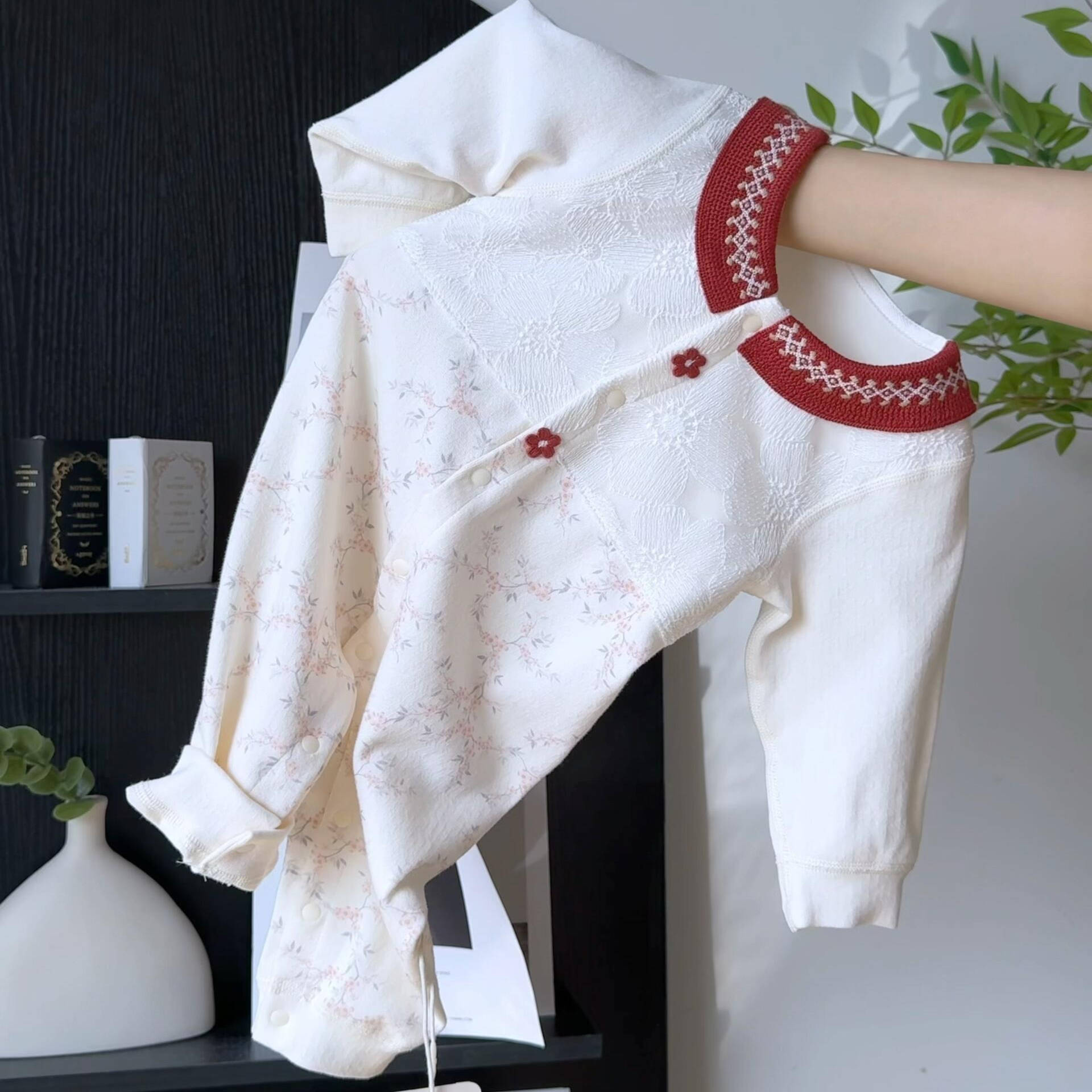 新生婴儿春秋季衣服a类舒绒无骨