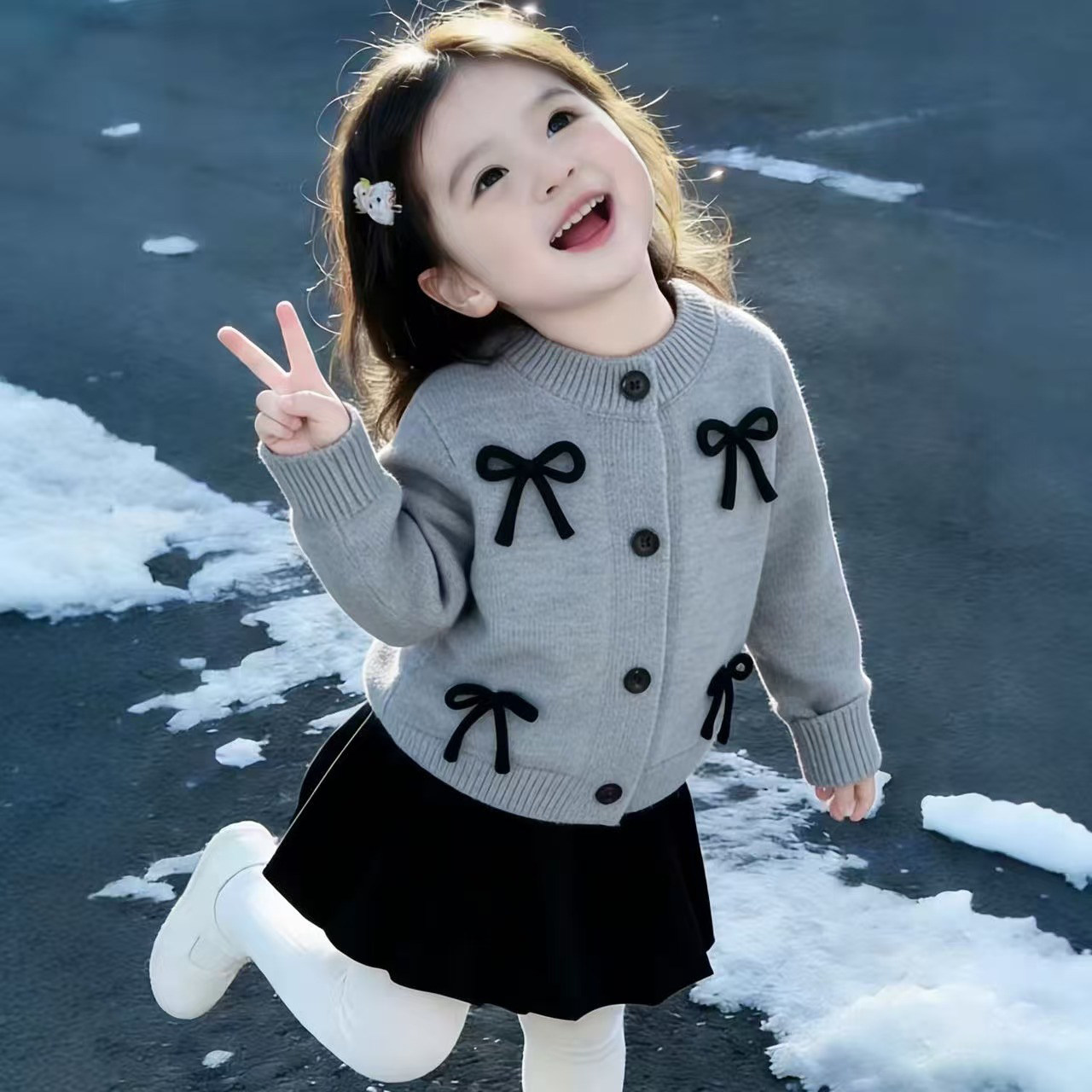 女童开衫毛衣春装2026新款儿童上衣超好看小女孩早春穿搭针织外套