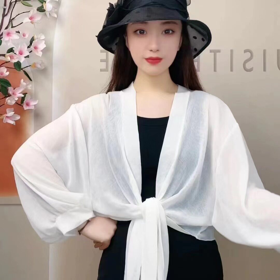 2022新款防晒衣女仙女大码薄外套夏天披肩配裙子短款外搭百搭开衫