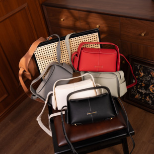 【屋檐包】包三代万里鹿新款单肩包82517