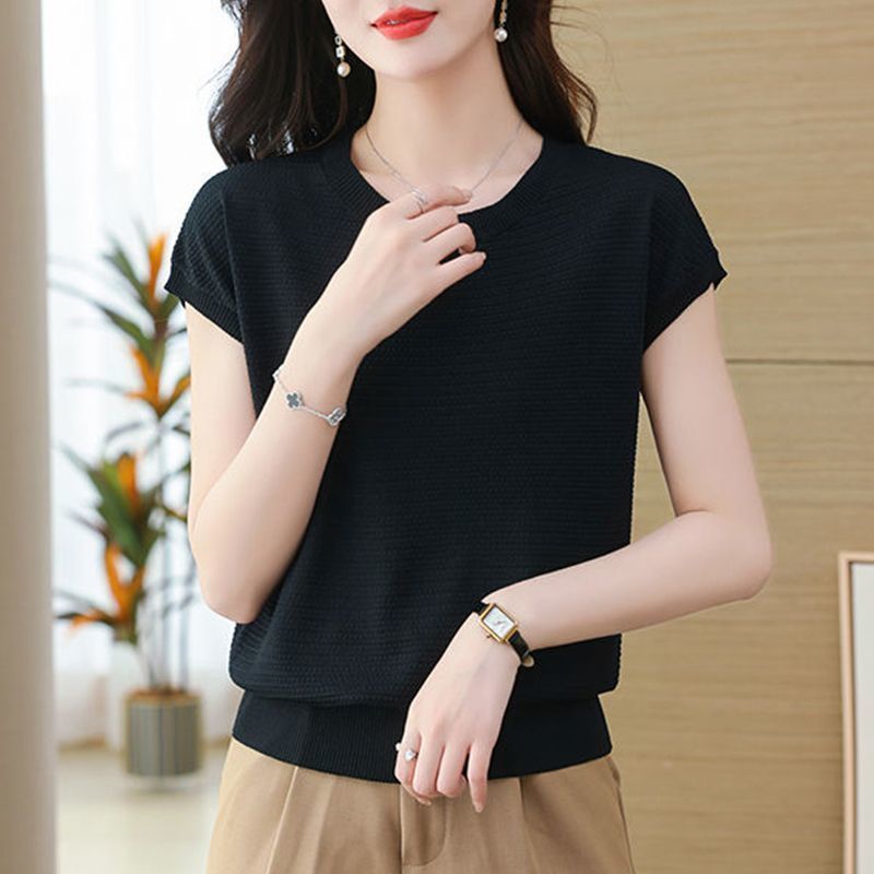 Mom's Summer Clothing Women's T-Shirt Short-Sleeved New Stylish Ice Silk Top Women's Loose Thin Knitted Batwing Shirt Handkerchief