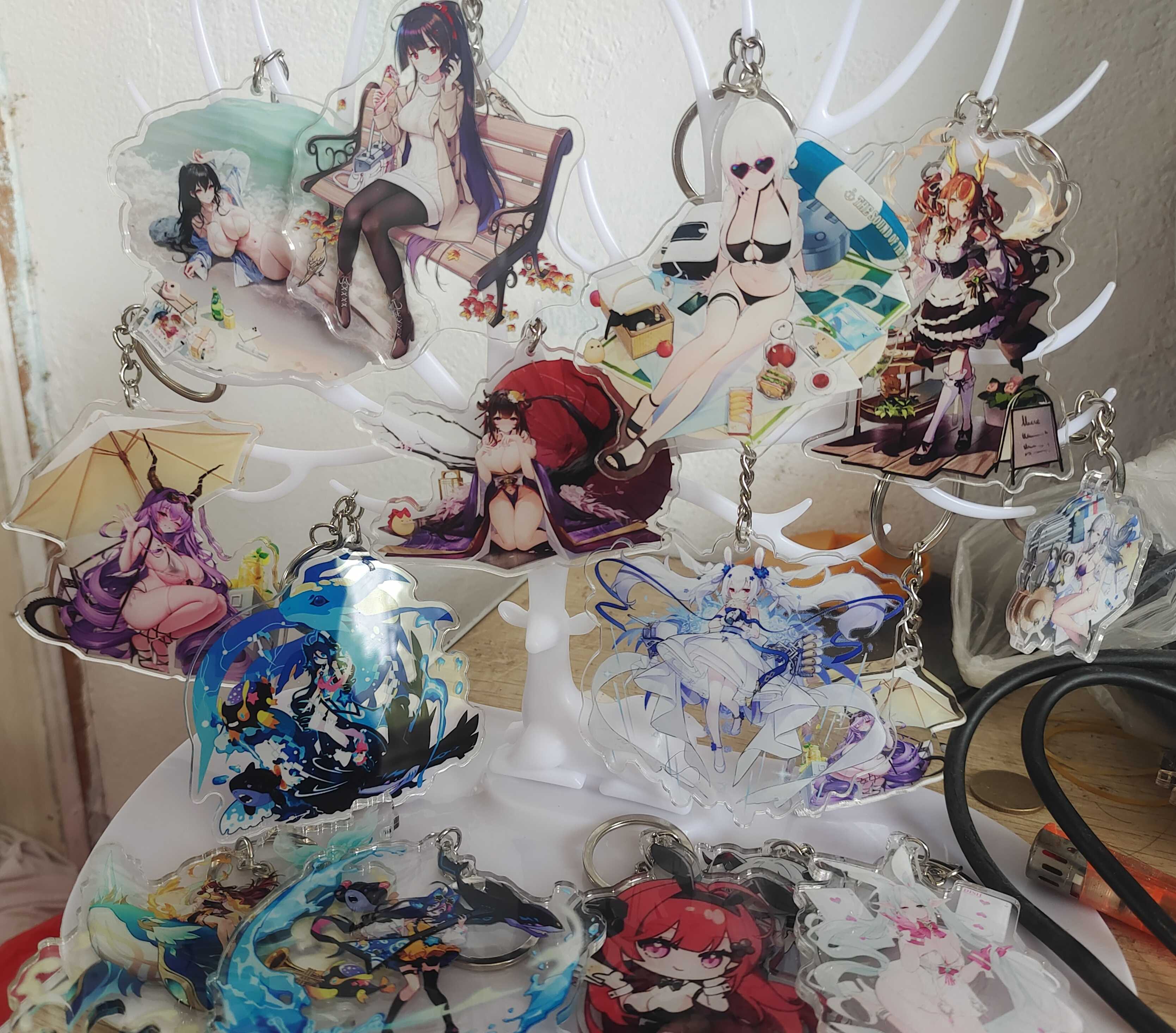 亚克力定做双面动漫明星人形来图定制 立牌，钥匙扣，片片