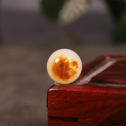 涵玉舍新疆白玉红皮籽料圆珠