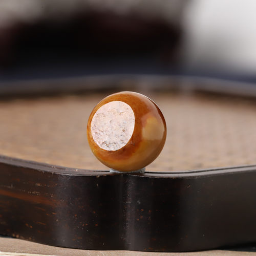 新疆和田玉籽料红皮单珠手串