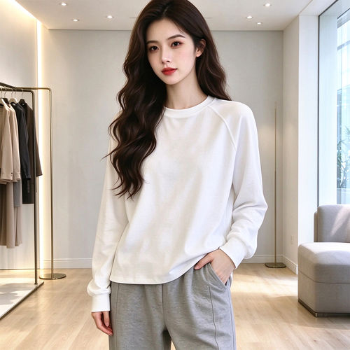 大码显瘦简约圆领长袖T恤女2026秋季新款小众设计感休闲百搭上衣