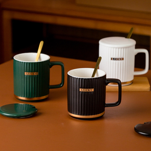创意陶瓷杯子带盖大容量马克杯水杯办公室茶杯家用咖啡杯带勺礼物