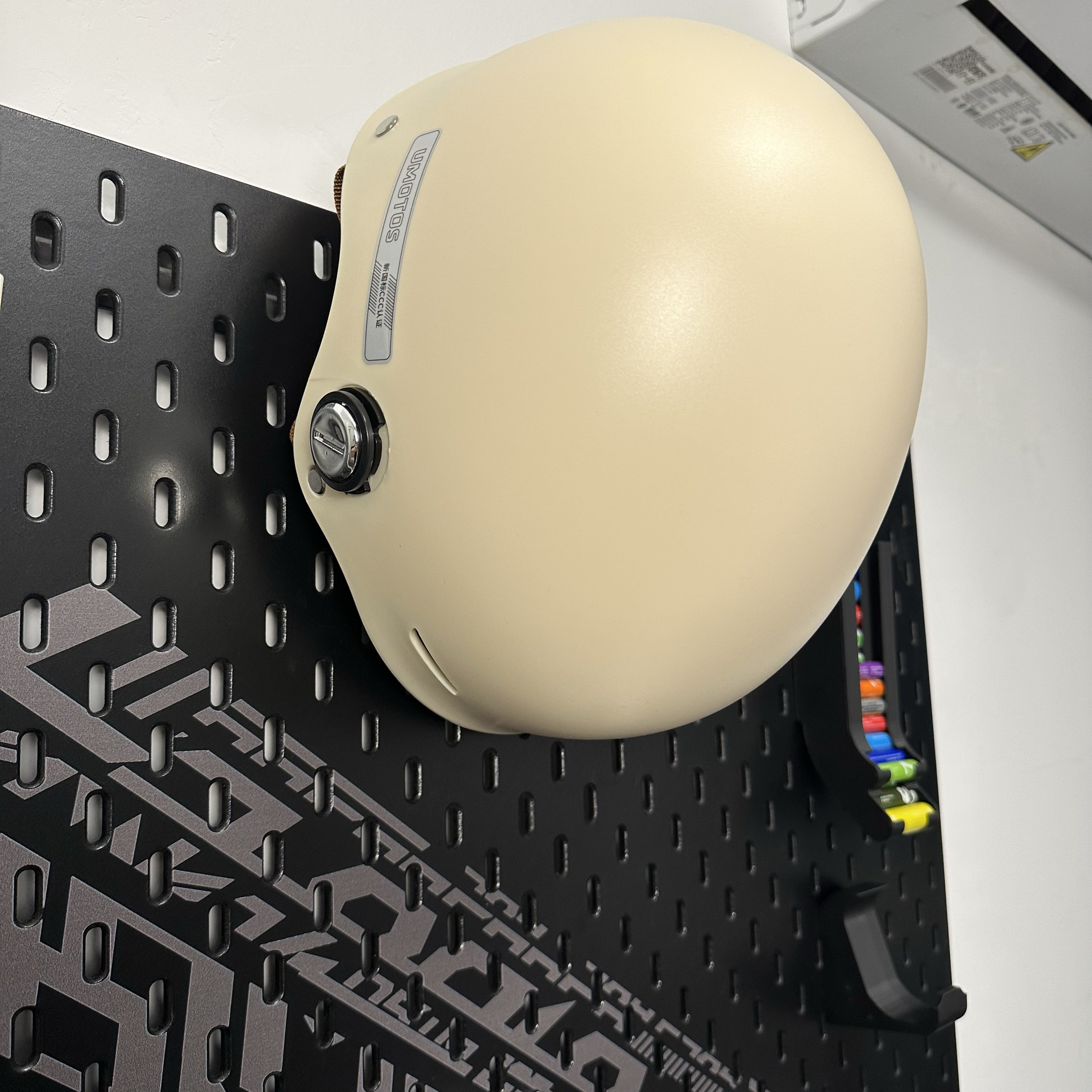 适用宜家SKADIS 斯考迪斯 宜家洞洞板配件  摩托车头盔支架