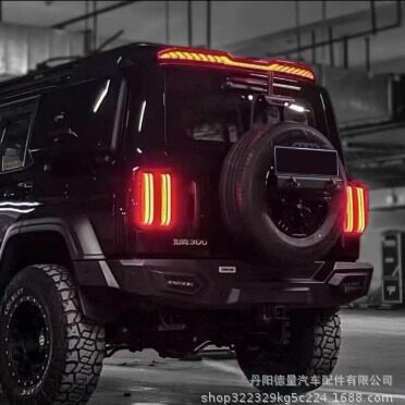 适用长城坦克300尾翼 TK300贯穿尾翼TK坦克300流水灯尾门尾翼改装