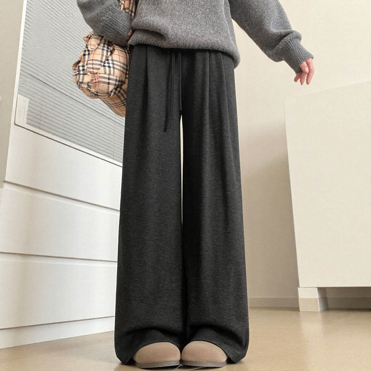 加绒灰色阔腿裤女秋冬季2026新款高腰宽松垂感糯米裤直筒休闲裤子