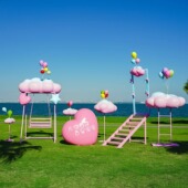 网红爱心气球云朵秋千座椅户外公园景区打卡拍照美陈装 饰雕塑摆件