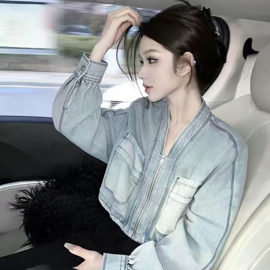 渐变色V领拉链短款牛仔外