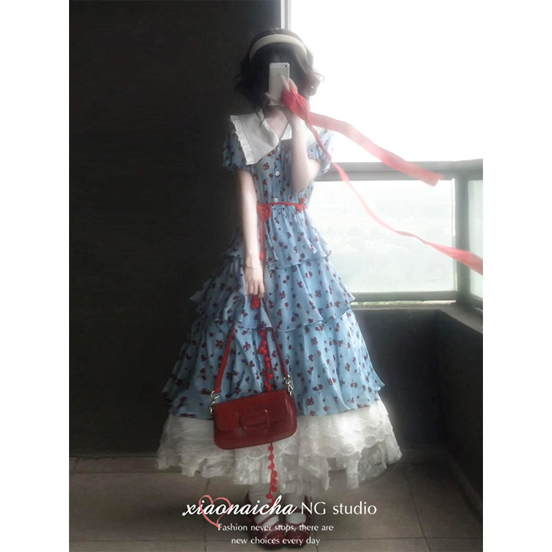 韩系复古蓝色碎花娃娃领