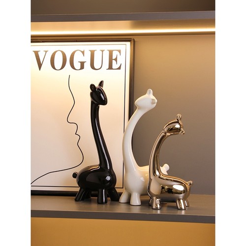 2025新款酒柜家居装饰品摆件轻奢小众客厅电视柜高档乔迁新居礼物