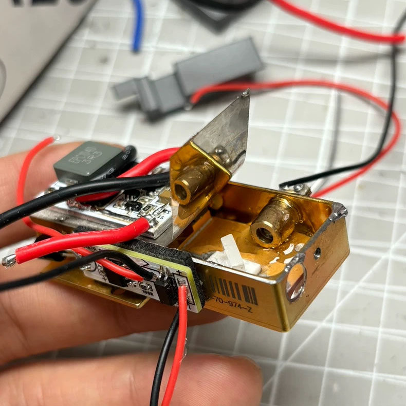 1064nm & 650nm激光 合束镜 45度折射镜片,体积6.5X10.2mm