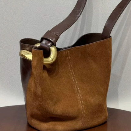 小红书推荐欧洲站女包磨砂牛皮新款时尚百搭大容量斜挎包休闲水桶