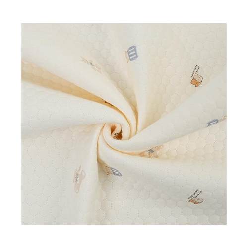 六边形空气层印花面料婴童包被睡袋家居服套装服装布料三层夹丝