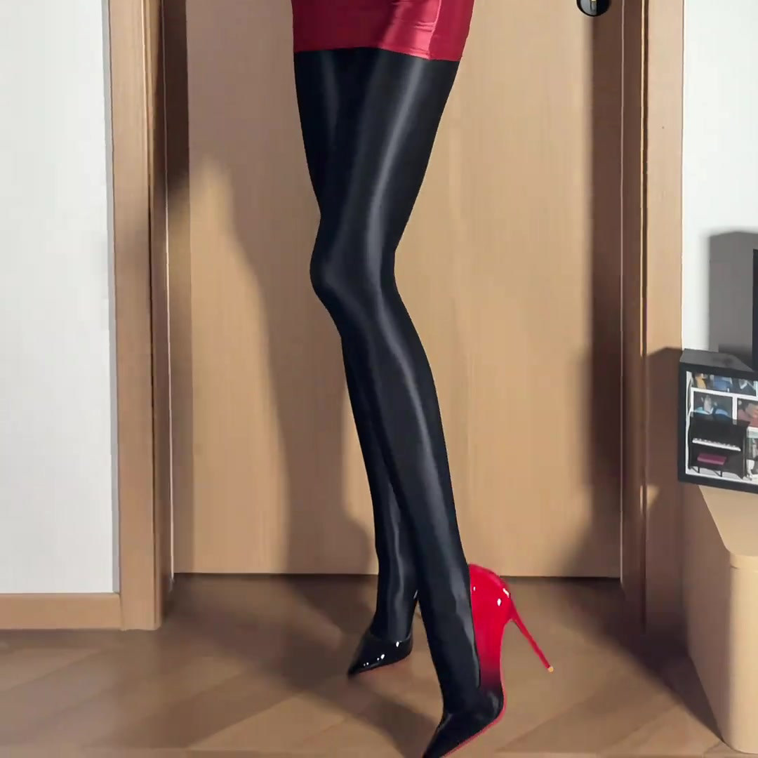 油亮光泽连脚打底袜女2026年高腰美腿紧身弹力丝滑黑色连裤袜外穿