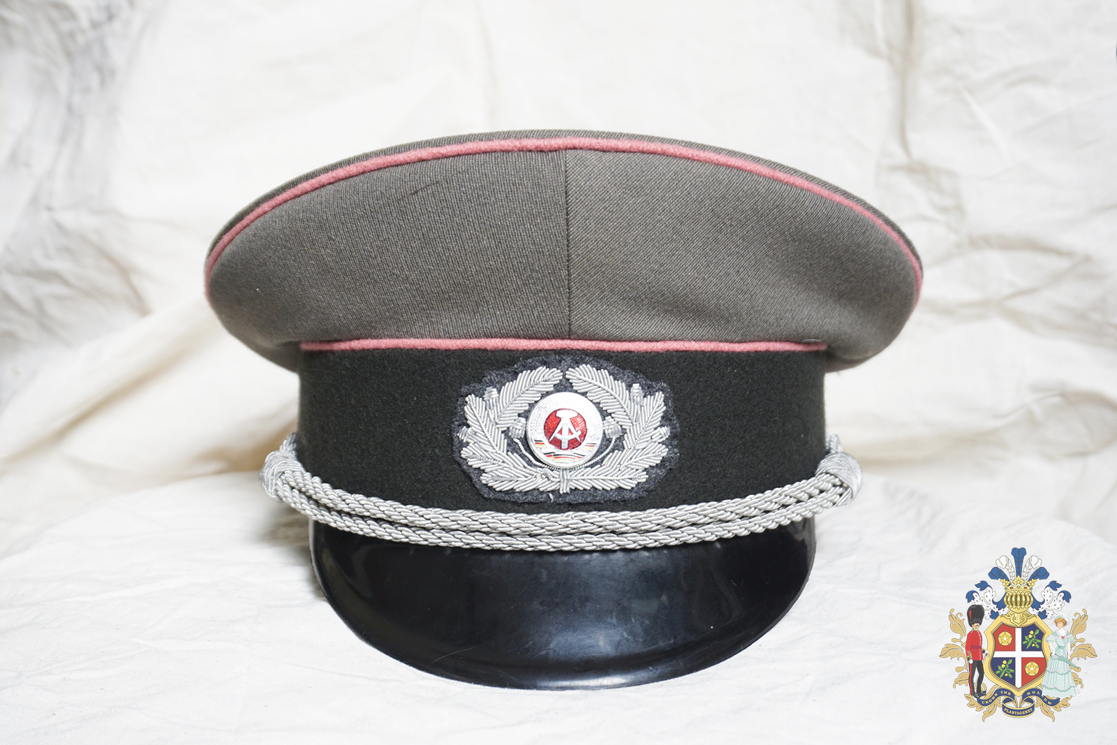 DDR东德民主德国早期粉色兵种线金属丝刺绣帽徽装甲兵大檐帽