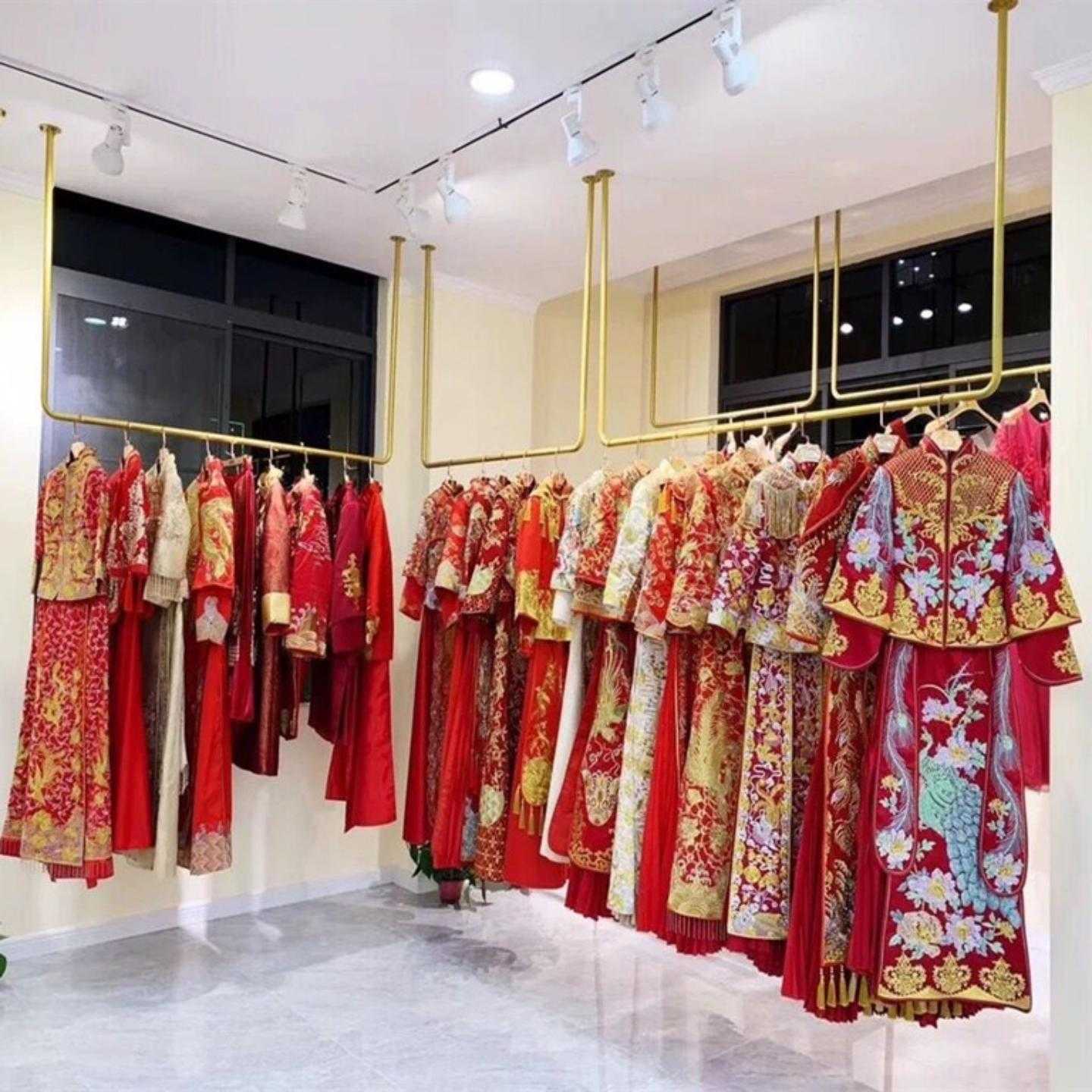 女服装店上墙U型挂衣杆婚纱展示架礼服货架金色铁艺吊挂吊架