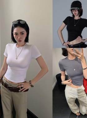 十三粥 纤塑肌底衫 经典圆领修身T恤女夏亲肤舒适透气薄款短上衣