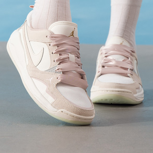 耐克实战训练篮球鞋女款透气休闲运动鞋轻便缓震