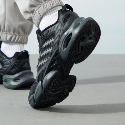 阿迪达斯男鞋BOOST清风透气跑步鞋夏季运动鞋缓震跑鞋